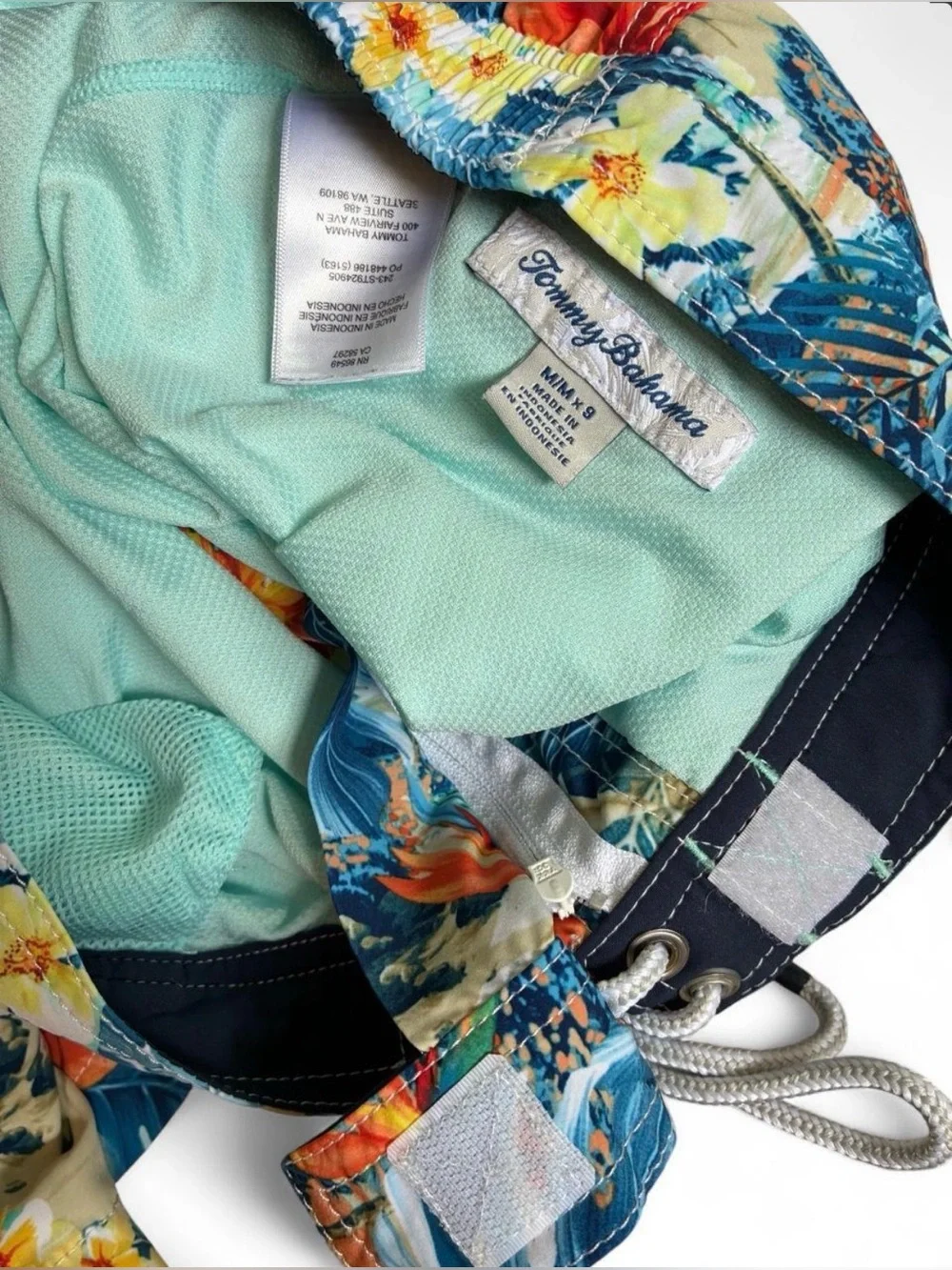 Tommy Bahama Tropical Swim Trunk Medium